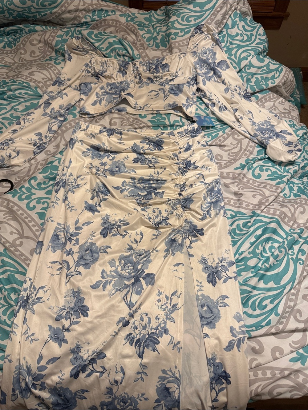 Cider Blue Floral Two-Piece Set on Cream